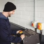 Instalații electrice pentru garaje și ateliere